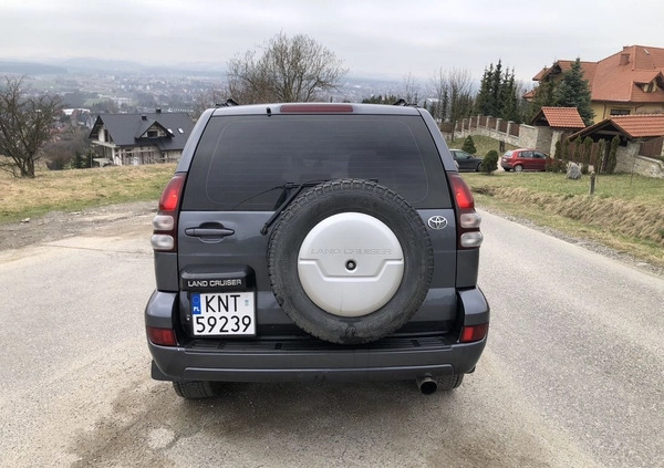 Toyota Land Cruiser cena 43900 przebieg: 330205, rok produkcji 2005 z Zakliczyn małe 211